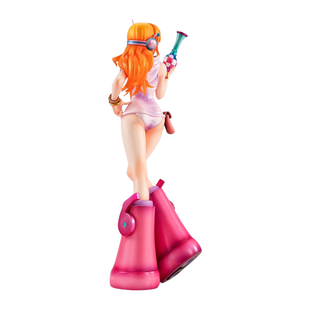 PreOrder - One Piece Portrait Of Pirates PVC Statue Nami Evolutionary History 25 cm